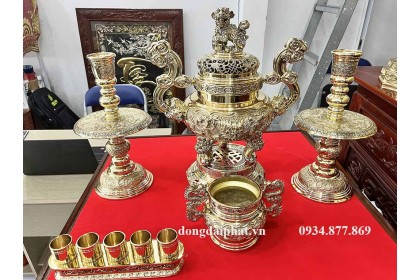 Bộ đỉnh đồng Vĩnh Tiến dùng cho bàn thờ 1m1